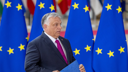 Orbán Viktor: „Nekünk Brüsszel nem főnökünk. Egy független, szuverén magyar nemzet vagyunk”