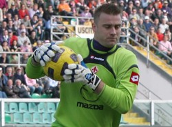 Sevilla wzięła na celownik Artura Boruca