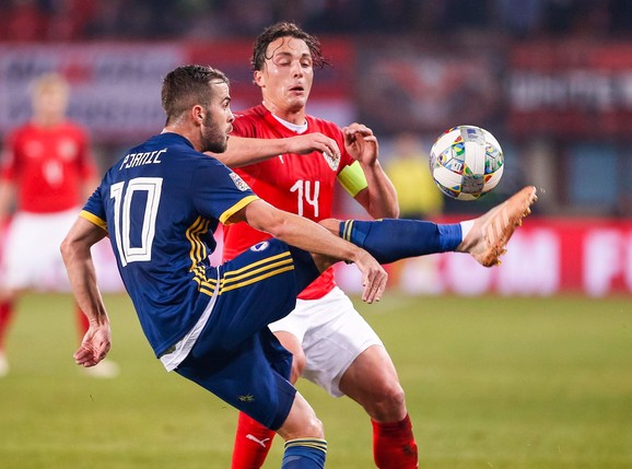 Miralem Pjanić na meču u Beču protiv Austrije