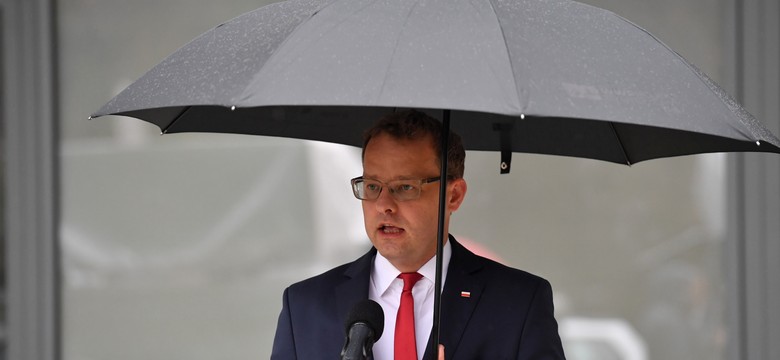 Odpowiedź resortu na raport NIK. Zarzuty "absurdalne, bulwersujące, kompromitujące"