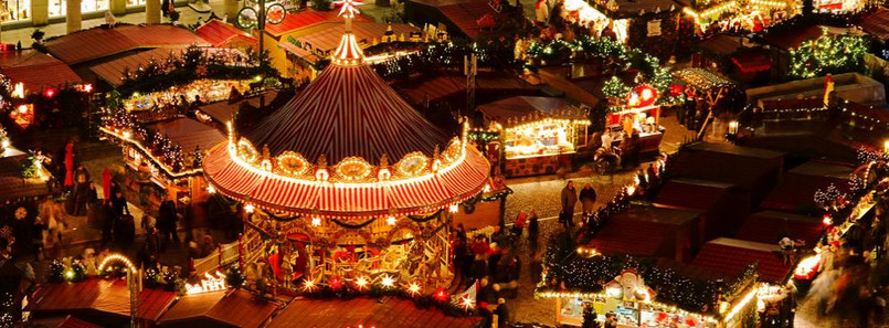 Drezno – zwyczaj urządzania na drezdeńskim rynku tradycyjnego jarmarku bożonarodzeniowego sięga XV wieku. Świąteczny nastrój jest zapewniony dzięki tysiącom światełek, które odmieniają zabytkową okolicę wokół Frauenkirche. Tegoroczny jarmark będzie trwał od 30 listopada do 24 grudnia.