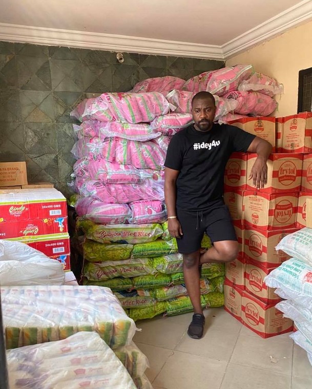 John Dumelo reaches out to the less privileged