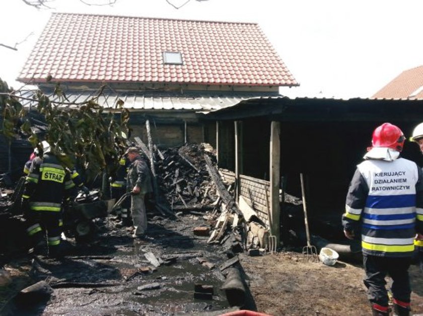 Pożar wiaty z drewnem