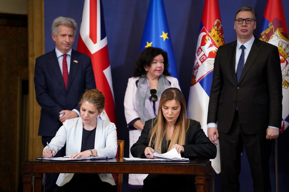 Potpisivanje ugovora za inovativne lekove za rak 