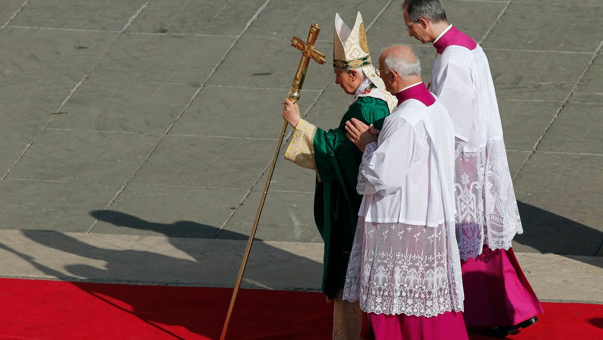 W obchodzoną dzisiaj 50. rocznicę otwarcia Soboru Watykańskiego II Benedykt XVI zainaugurował uroczyście Rok Wiary w Kościele. Podczas mszy w Watykanie papież mówił o potrzebie pielęgnowania dziedzictwa nauczania soborowego na obecnej duchowej pustyni.