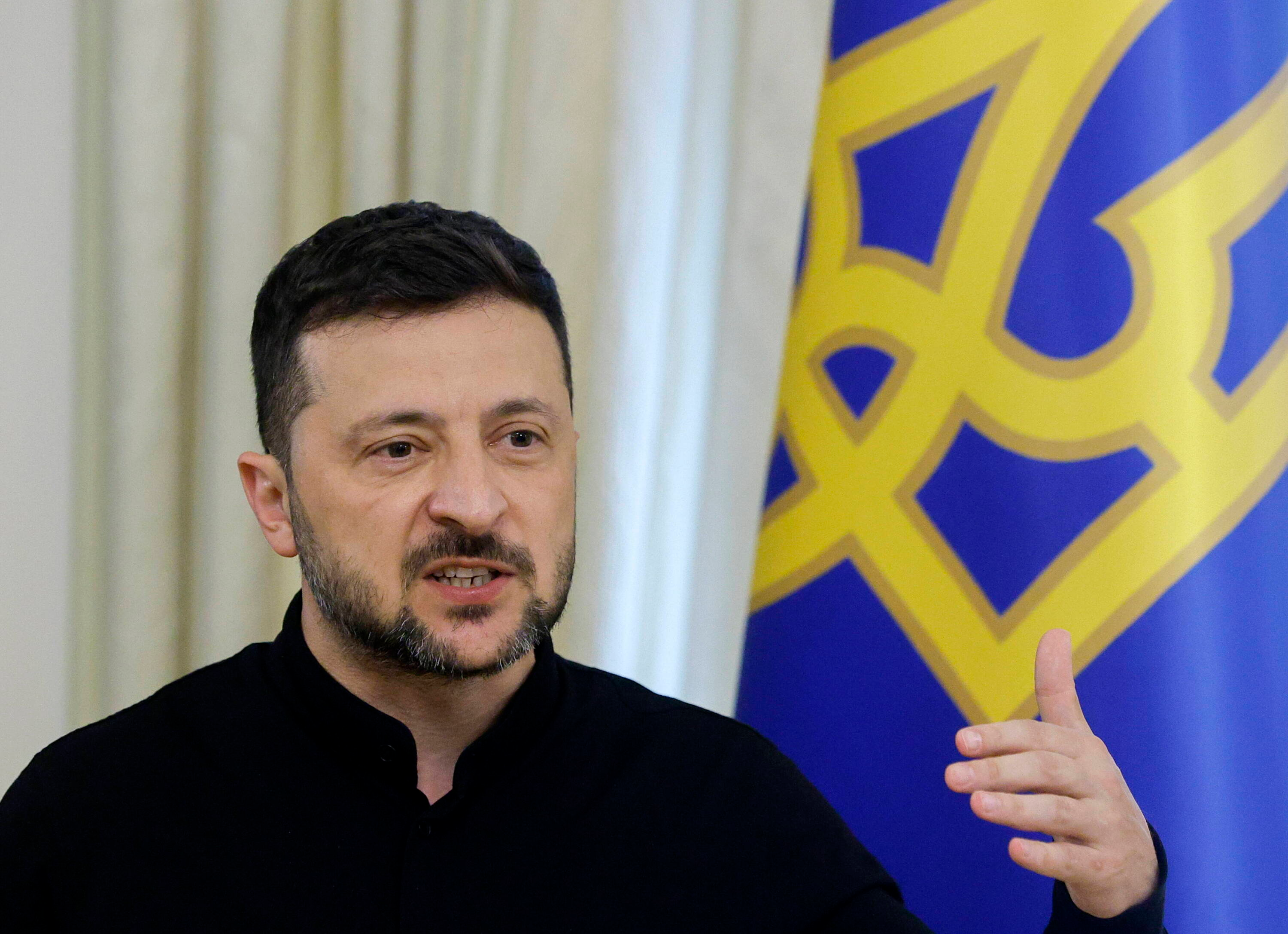 Zełenski poleca zintensyfikować kontakty z USA ws. broni