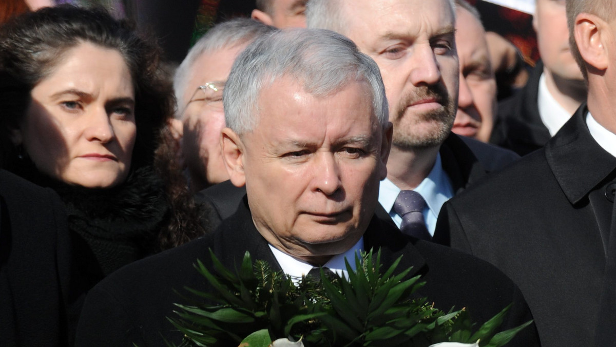 - Lech Kaczyński przedstawił Polakom istotną propozycję - racjonalny patriotyzm - powiedział Jarosław Kaczyński podczas konferencji na konwencji "Polska wielki projekt". - Mój brat pozostawił dziedzictwo i jest nad czym się zastanowić - dodał.