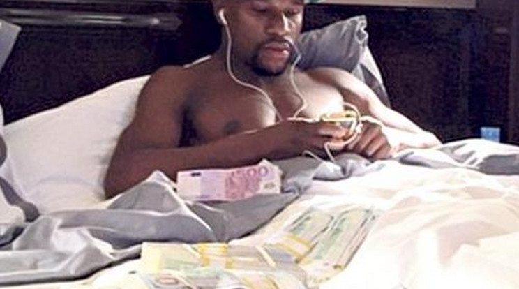 Mayweather, a 100 milliárdos bokszkirály