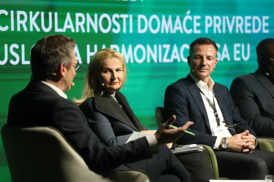 Mihailo Vesović, Tanja Miščević, Matijas Predojevic (Eliksir)