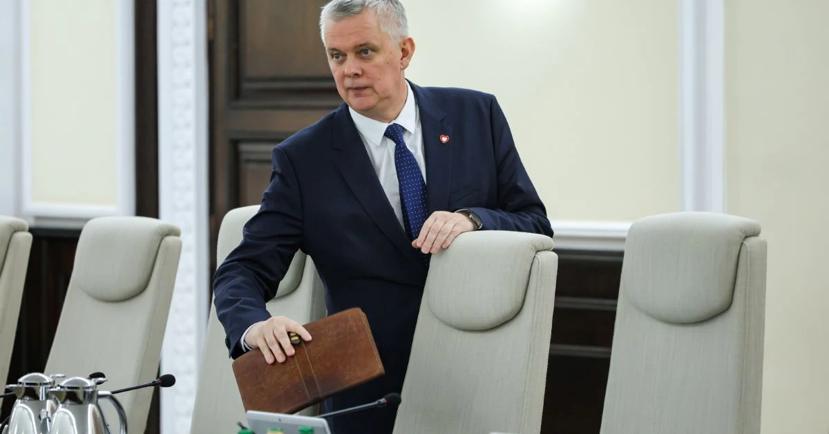 Споры вокруг вето Навроцкого. Семоняк: Президент находится в конце цепи