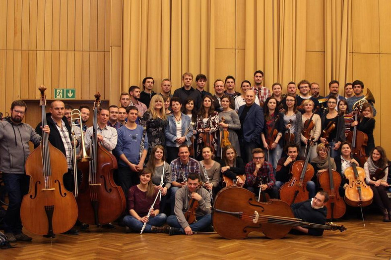 Włodek Pawlik i  Myślenicka Orkiestra Kameralna Concertino (fot. Olga Garstecka)