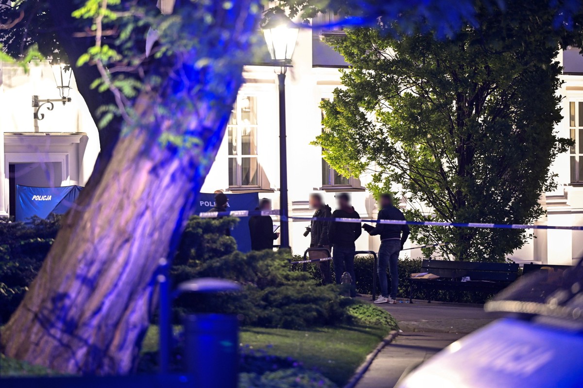 Warszawa, 07.05.2025. Działania służb na terenie Kampusu Głównego UW