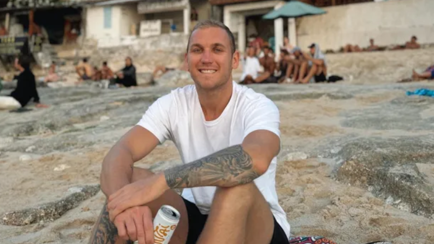 Trent Rutherford zomrel na následky zranenia.