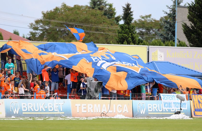 Tak klub ze wsi przygotowuje stadion do gry w ekstraklasie!