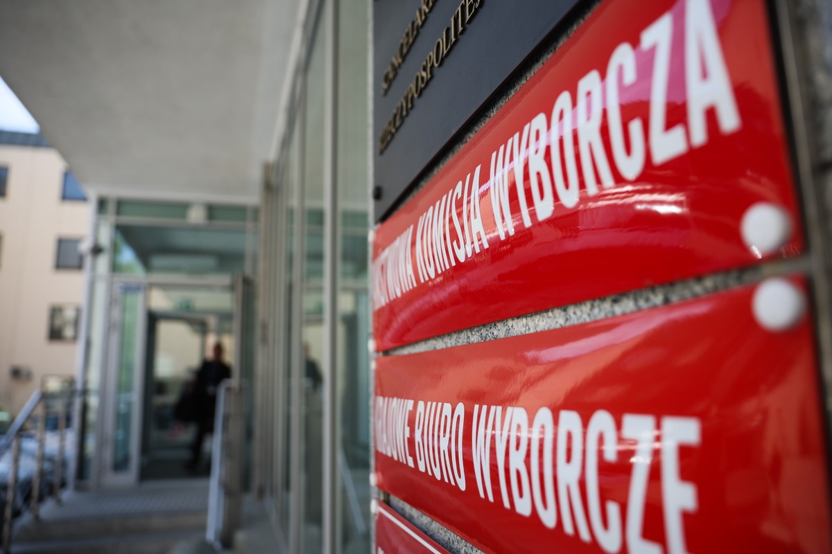 Wyniki drugiej tury już w poniedziałek? PKW ma nadzieję na szybką publikację