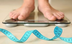 W czasie kwarantanny Francuzi przytyli średnio ponad 2 kg