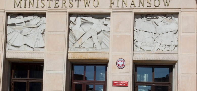 Czystka w ministerstwie finansów. Odwołano dwóch dyrektorów kojarzonych z Marianem Banasiem