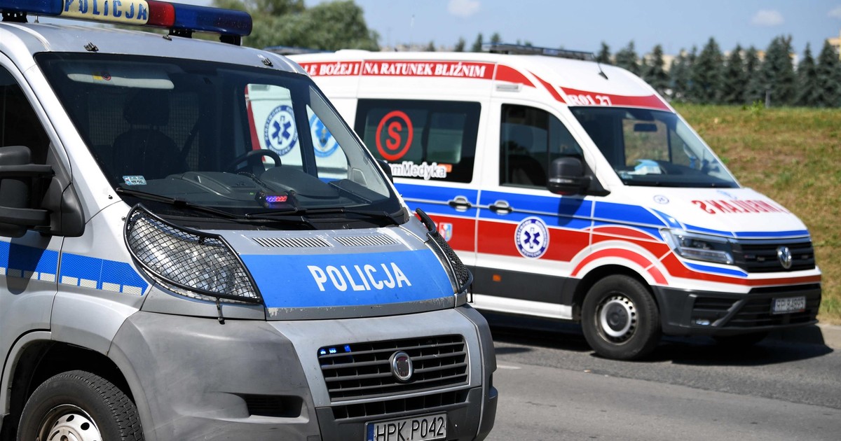 Znaleźli je grzybiarze, tuż przy peronie. Jak doszło do śmierci młodego mężczyzny?