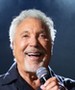 Friss hír érkezett Tom Jones-ról! Így kárpótolja tavaly elmaradt magyarországi koncertjét