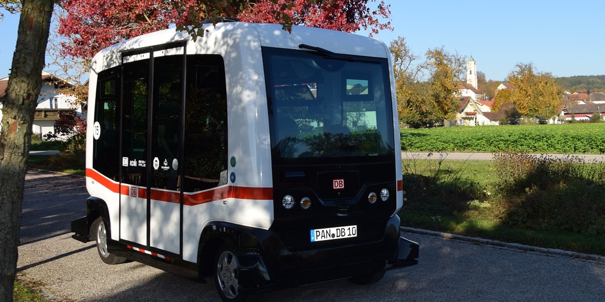 Pierwszy autonomiczny autobus wyjechał na niemieckie drogi