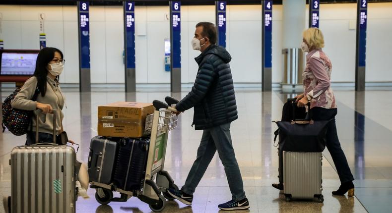 Coronavirus airport virus mask China Hong Kong