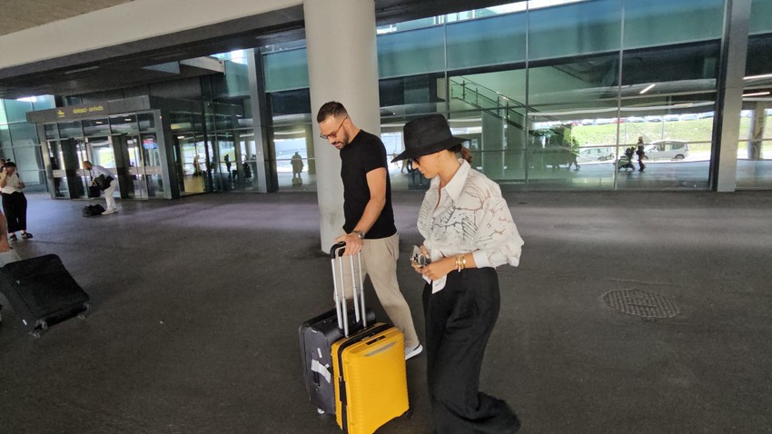 Aleksandra Prijović i Filip Živojinović na aerodromu