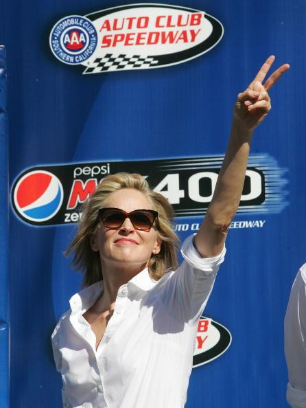 Sharon Stone na wyścigach NASCAR