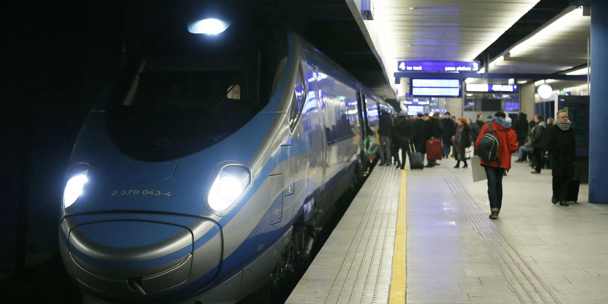 PKP Intercity zwiększa liczbę pasażerów i zyski