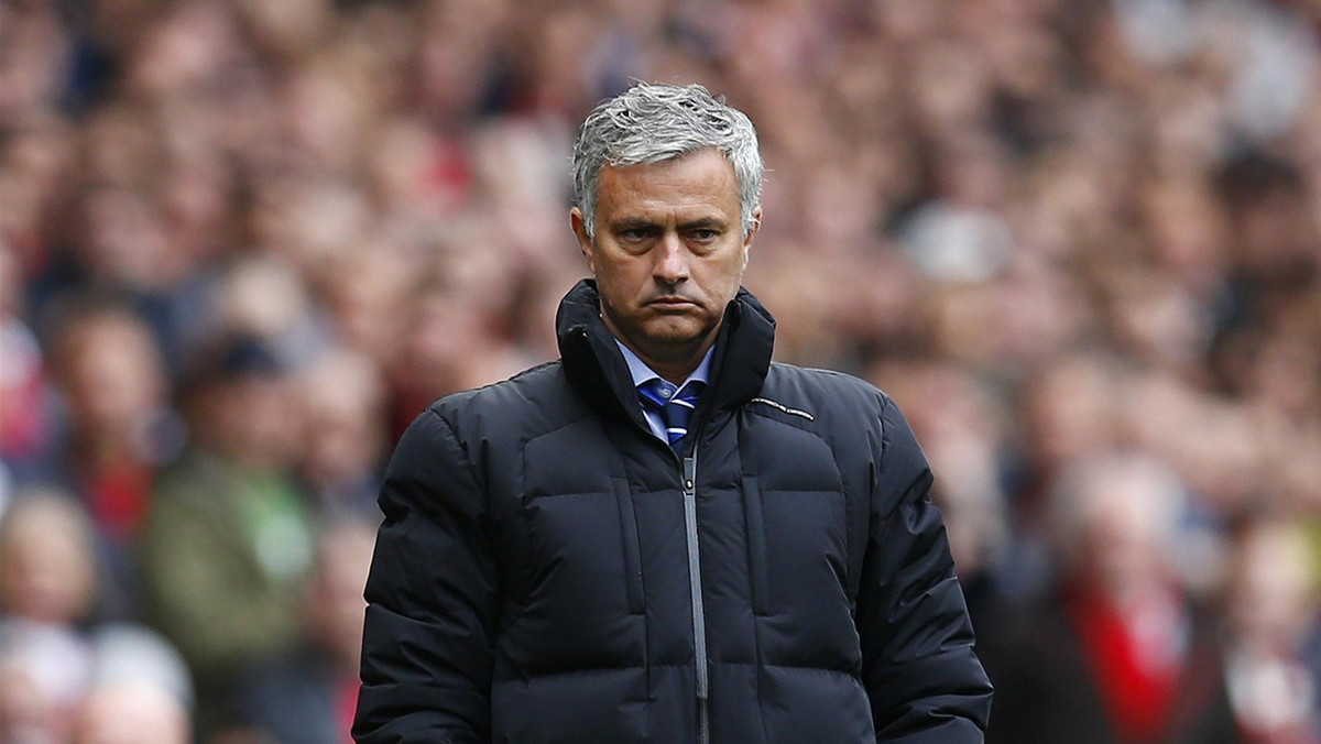 Jose Mourinho stwierdził w "Sunday Timesie", że trenerzy decydujący się na styl gry oparty o utrzymywanie się przy piłce, zamiast preferowania kontrataku, są "głupi".
