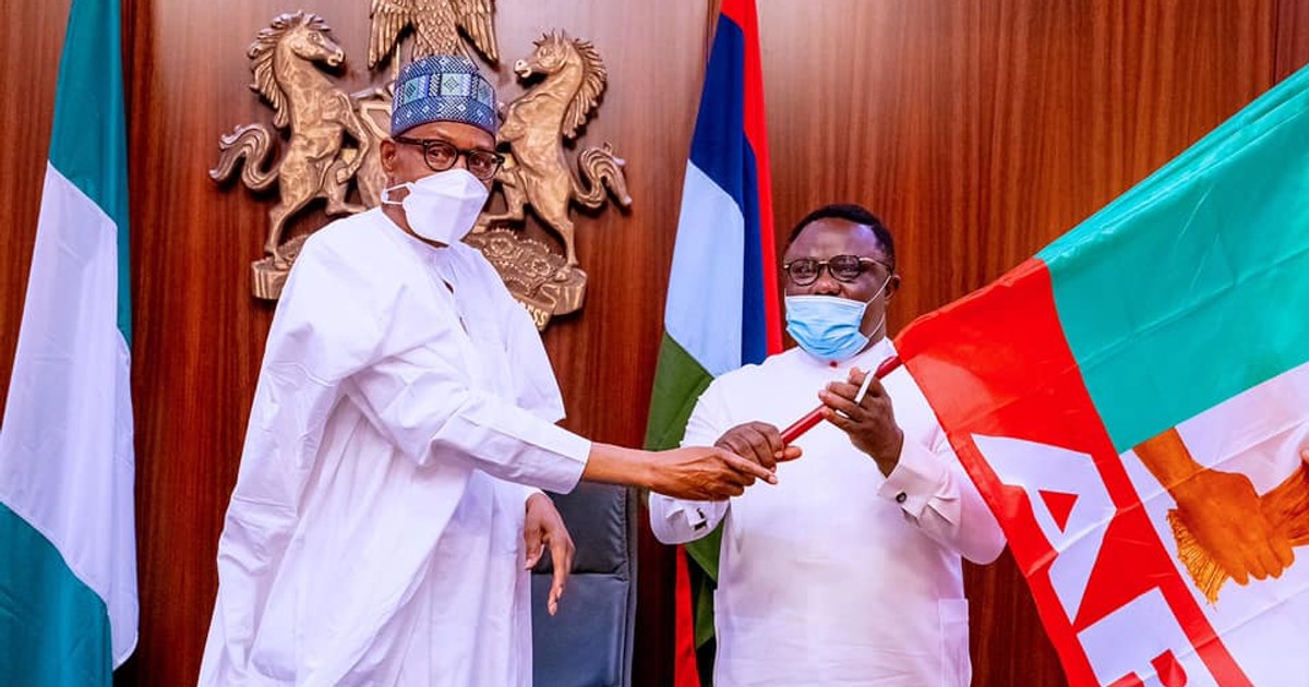 Gov Ayade of Cross River won't join southern governors to ban open grazing - Vimarsana News