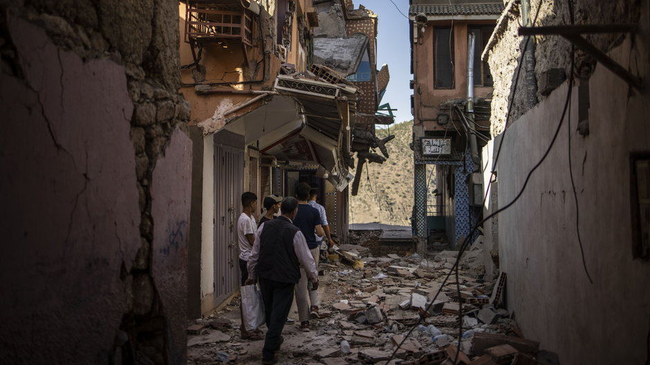 Zniszczenia w regionie Marrakeszu jakie powstały w wyniku trzęsienia ziemi w Maroko