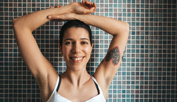 Ki dönt a szőrömről?! – A szőrtelenítés társadalmi nyomása a nők testén