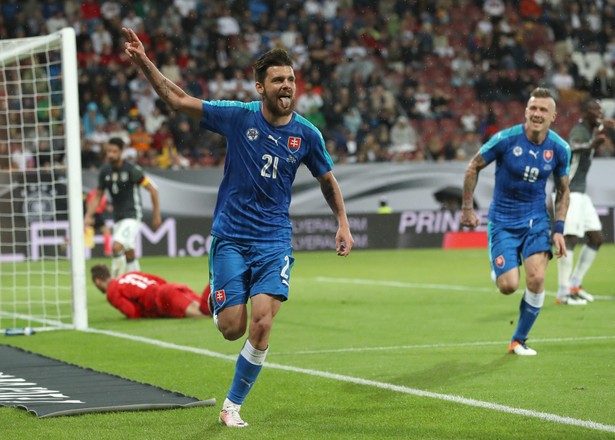 Euro 2016: Klęska Niemców tuż przed ME. Słowacy obnażyli słabości grupowych rywali Polaków. WIDEO