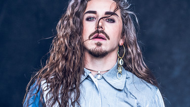 Michał Szpak: Każdy przeżywa żałobę inaczej. Ja przetrwałem dzięki ludziom [WYWIAD]