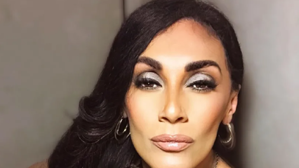 ČEDA ČVORAK TVRDI DA JE ONA NJEGOV PROIZVOD Evo kako Maja Marković danas izgleda: Po izlasku iz grupe Luna OVU PESMU nikad nije zapevala Kép