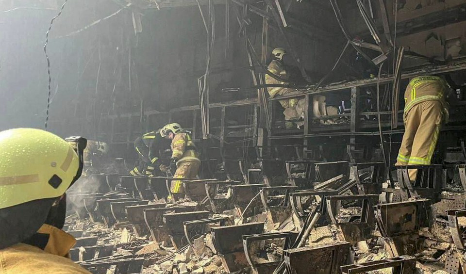 Krasnogorsk pod Moskwą. Wnętrze Crocus City Hall po zamachu