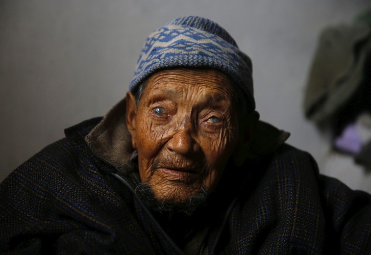 SZPITAL DLA TRĘDOWATYCH W KASZMIRZE