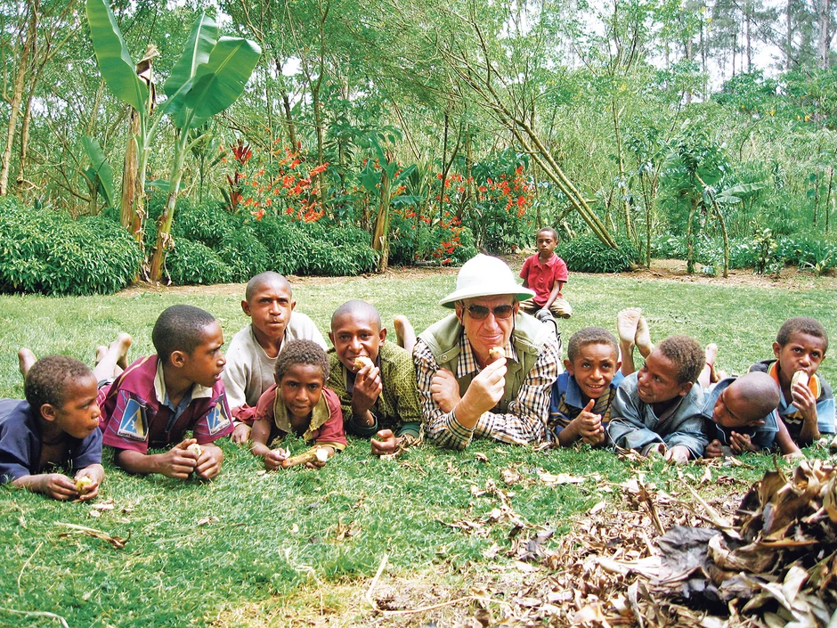 I sam je bio dobrodušno veliko dete: sa afričkom decom