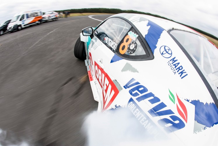 Kuba Przygoński ustanowił nowy rekord Guinnessa prędkości jazdy w drifcie