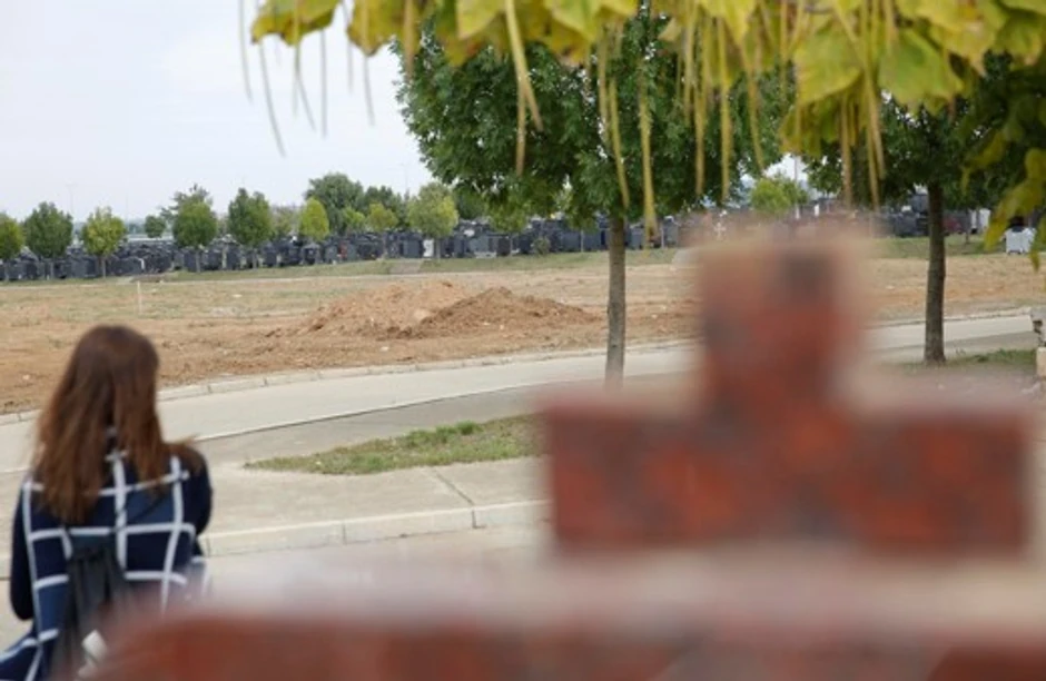 Nabacana zemlja gde se nalazila mina