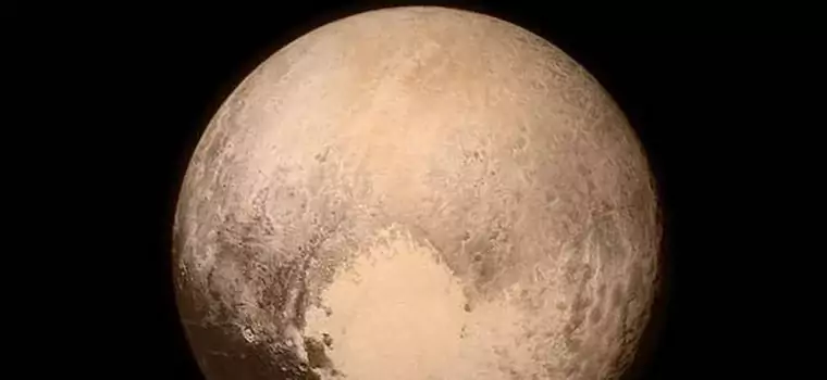 NASA publikuje zdjęcia szczytów Plutona pokryte metanowym śniegiem