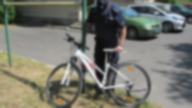 Pijany ukradł rower, gryzło go sumienie. Sam zgłosił się na policję