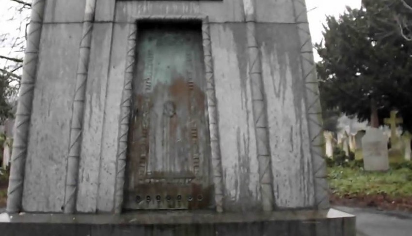 Da li je ovo portal za putovanje kroz vreme?