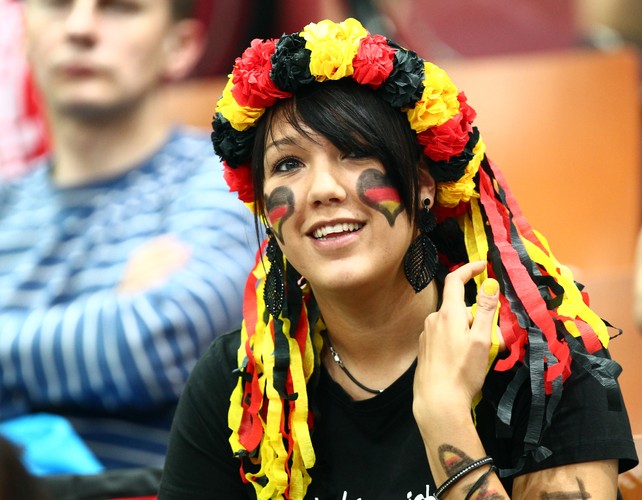 Piękne panie dopingują siatkarzy na mistrzostwach świata w Polsce