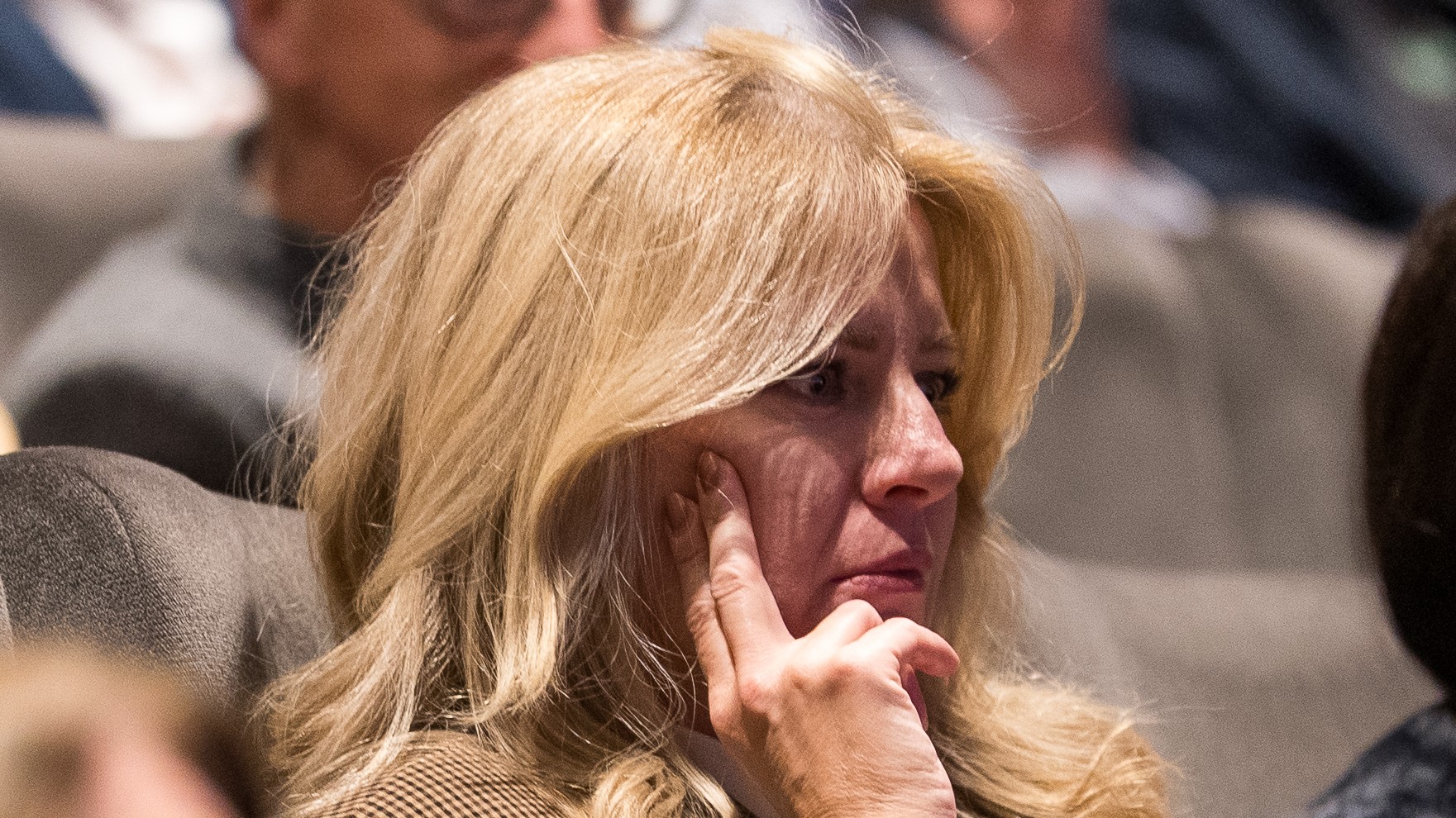 Zuzana Čaputová na slovenskom uvedení dokumentárneho filmu Zomrieť a žiť.