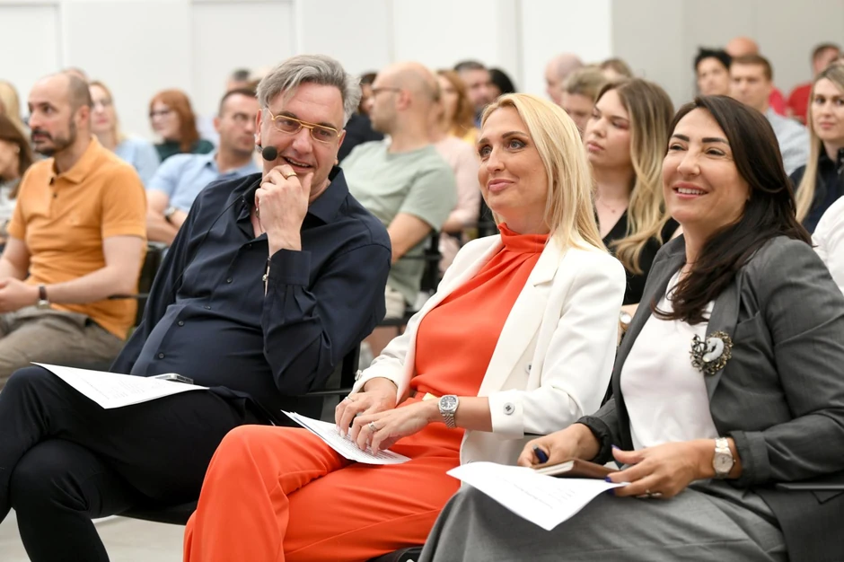 "Testirala sam BizChat i moji utisci su izuzetno pozitivni"