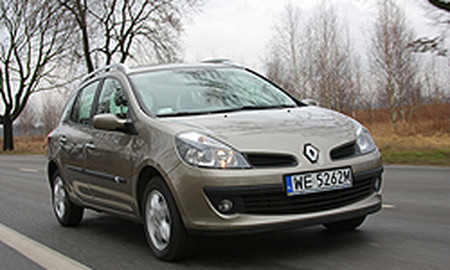 RENAULT CLIO renault-clio-ii-3-portes-phase-2-1-5-dci-65-cv-premiere-main  occasion - Le Parking