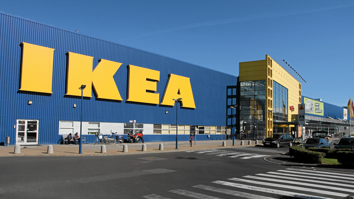 W Bielanach Wrocławskich powstaje największy i najnowocześniejszy sklep IKEA w Polsce. Otwarcie obiektu planowane jest na drugi kwartał 2013 roku. Głównym wykonawcą inwestycji jest firma Kajima Poland.