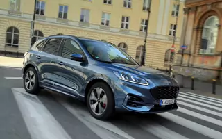 Ford Kuga 2.5 Plug-in Hybrid – nawet 57 km na prądzie