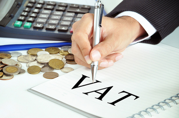 Sprzedaż w drodze licytacji sądowej nieruchomości stanowiącej współwłasność. Czy podlega VAT?